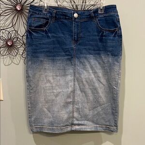 Elegant Blue Ombre Denim Pencil Skirt